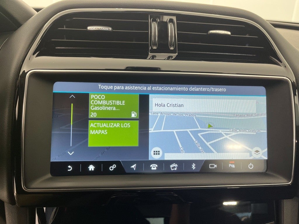 Jaguar F-Pace 2.0i4D Pure RWD 163