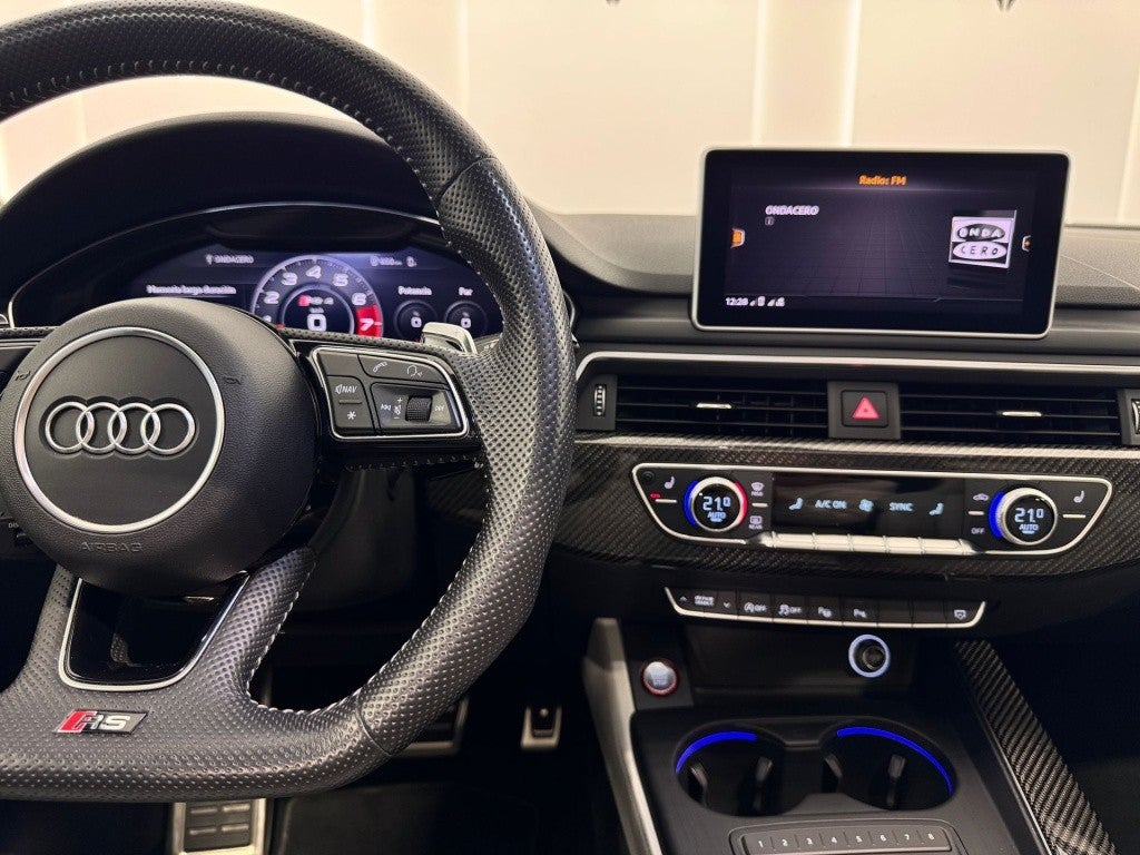 Audi A4 RS4 Avant TFSI quattro tiptronic