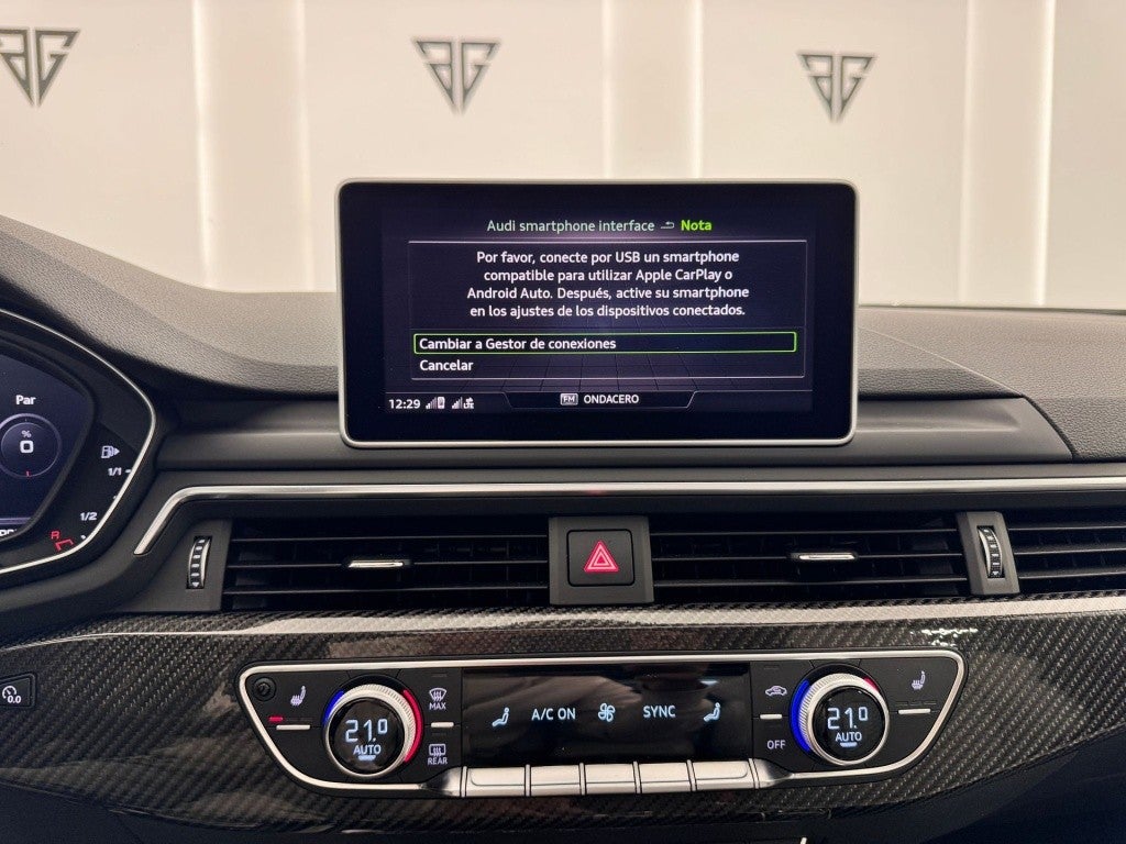 Audi A4 RS4 Avant TFSI quattro tiptronic