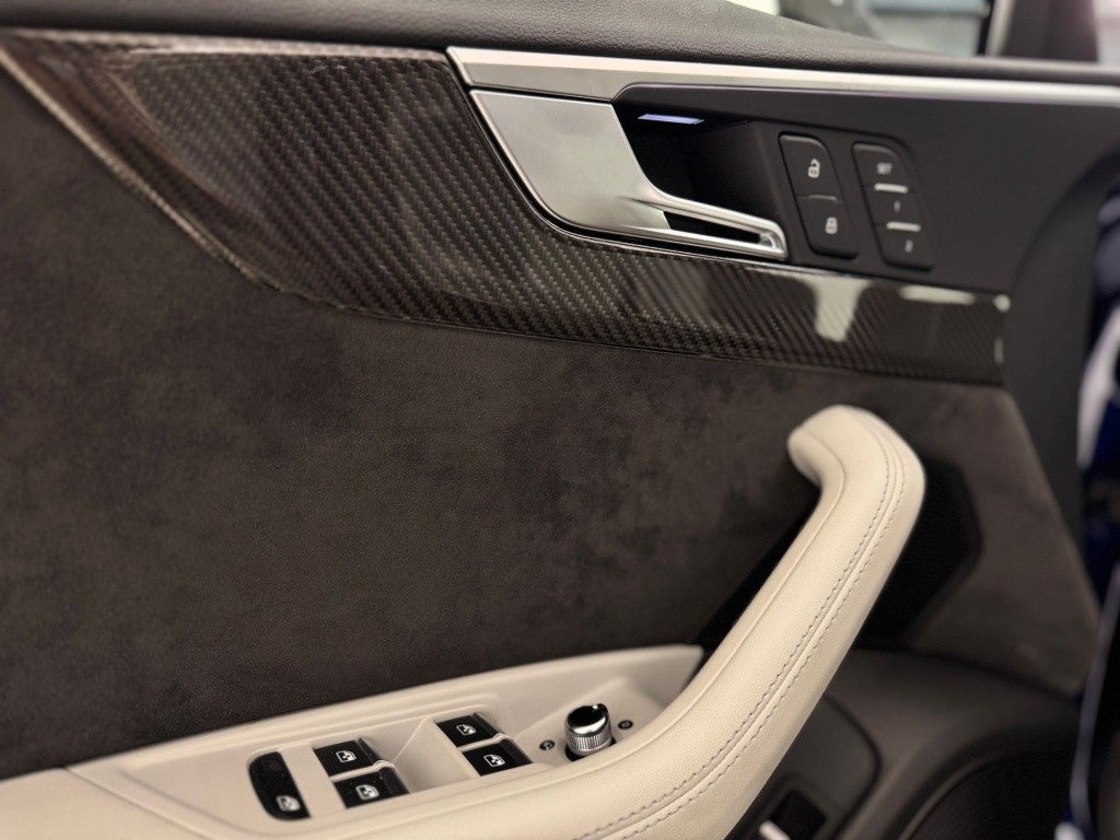 Audi A4 RS4 Avant TFSI quattro tiptronic