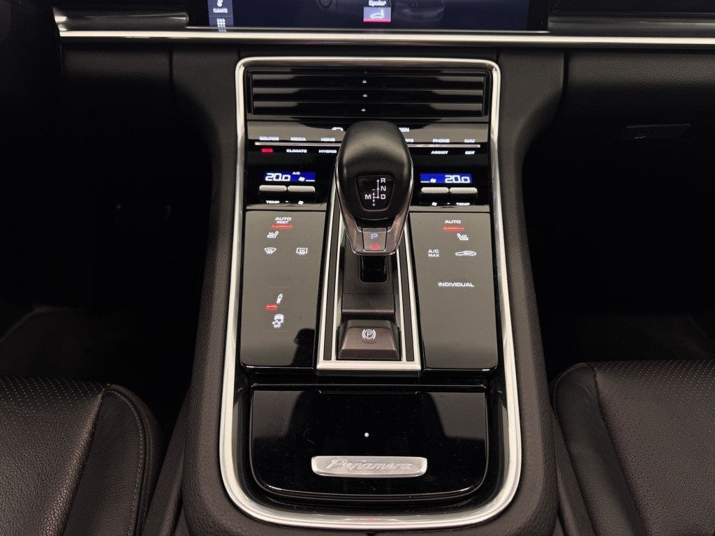 Porsche Panamera 4 e-Hybrid