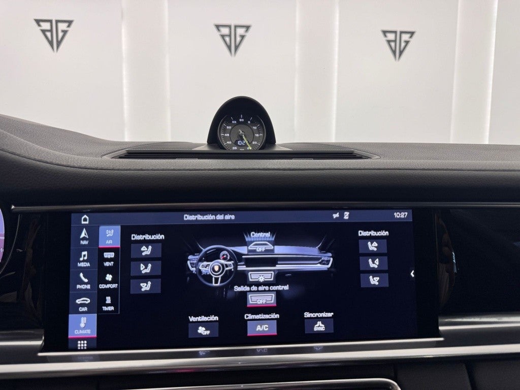 Porsche Panamera 4 e-Hybrid