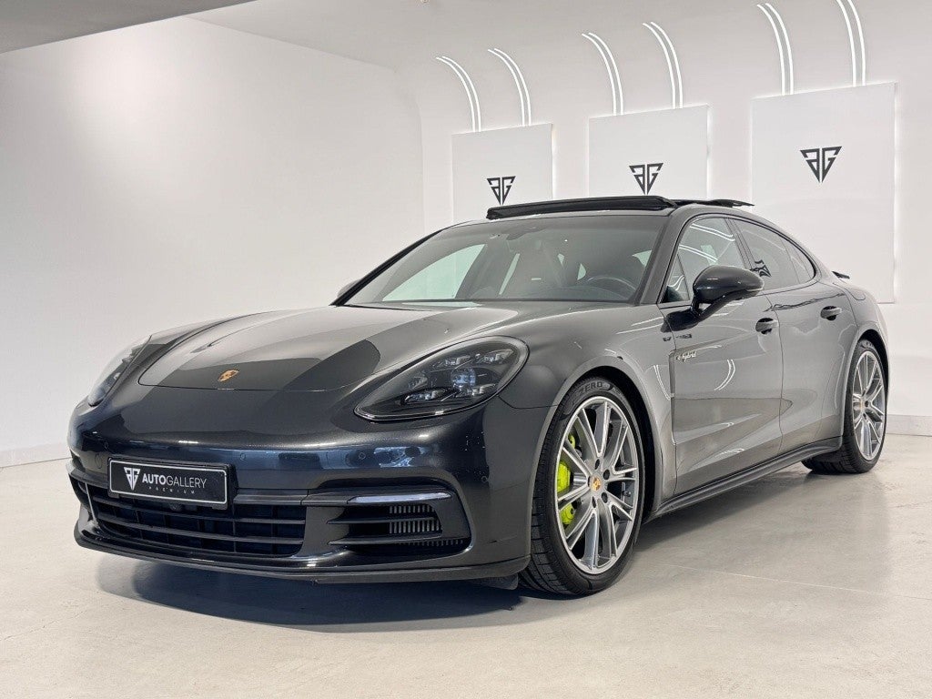 Porsche Panamera 4 e-Hybrid