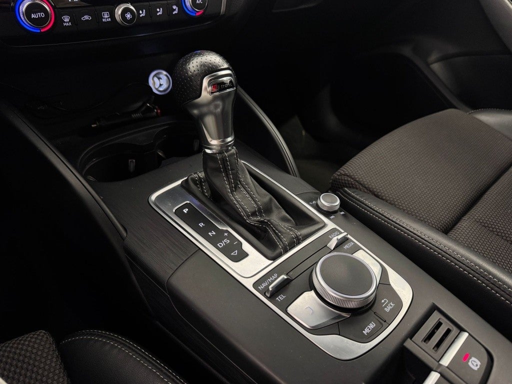 Audi A3 Sedán 35 TDI S line S tronic 110kW