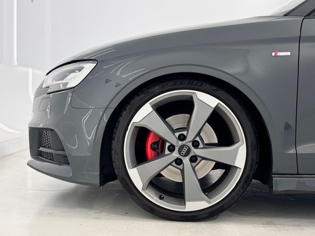 Audi A3 Sedán 35 TDI S line S tronic 110kW