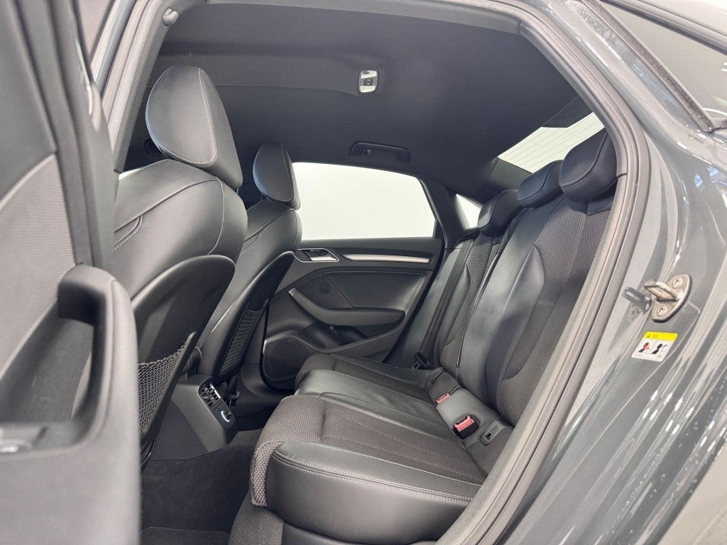 Audi A3 Sedán 35 TDI S line S tronic 110kW