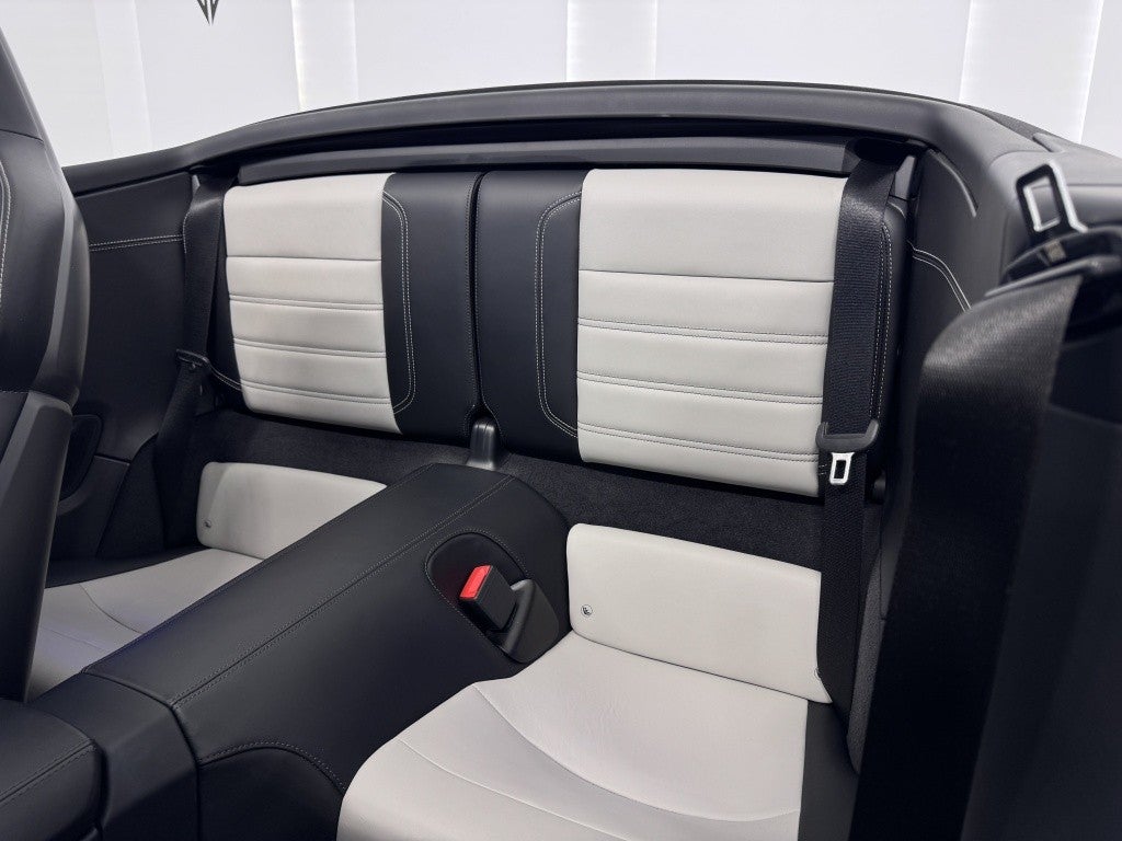 Porsche 911 Turbo S Cabriolet PDK