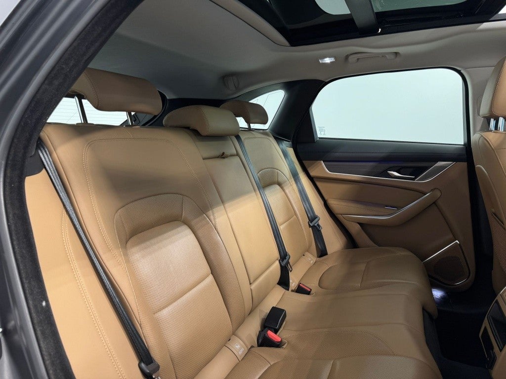 Jaguar F-Pace 2.0D l4 MHEV R-Dynamic S Aut. AWD 204