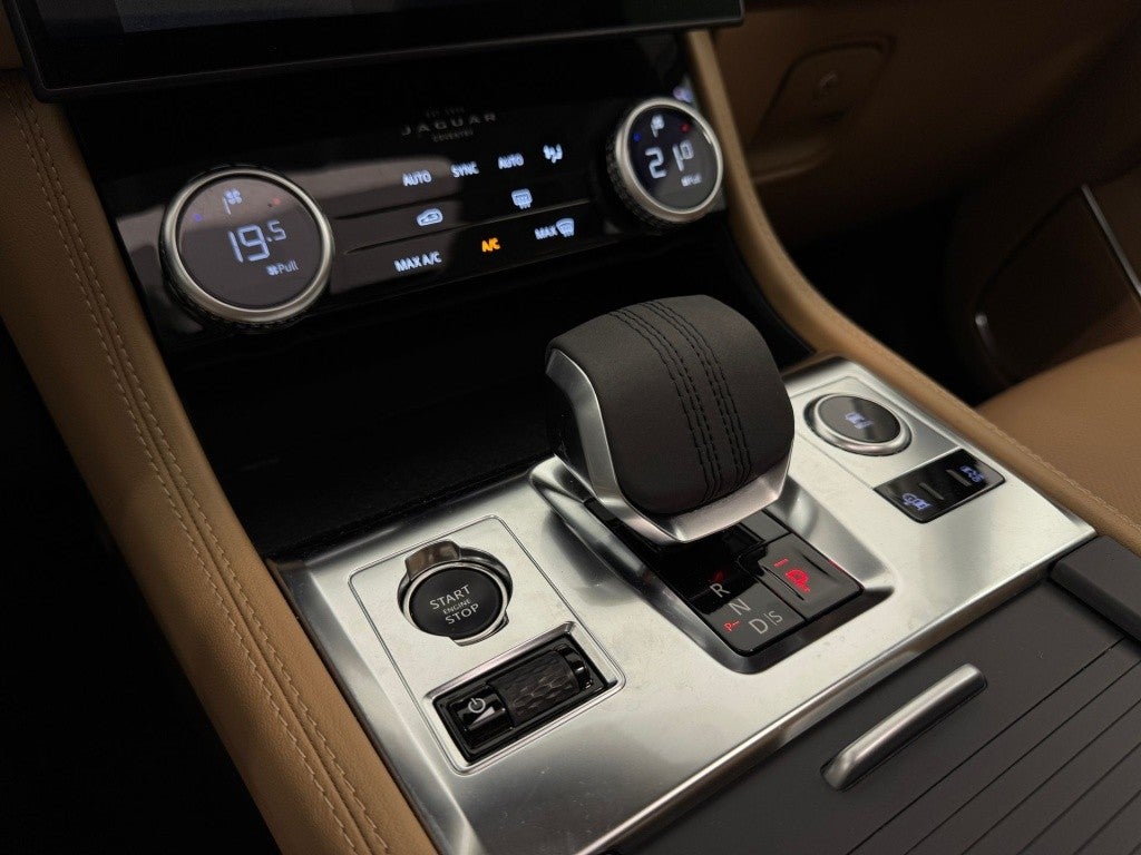 Jaguar F-Pace 2.0D l4 MHEV R-Dynamic S Aut. AWD 204