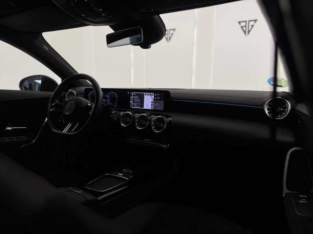 Mercedes-Benz Clase CLA 200 7G-DCT