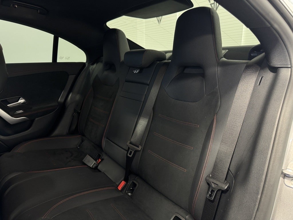 Mercedes-Benz Clase CLA 200 7G-DCT