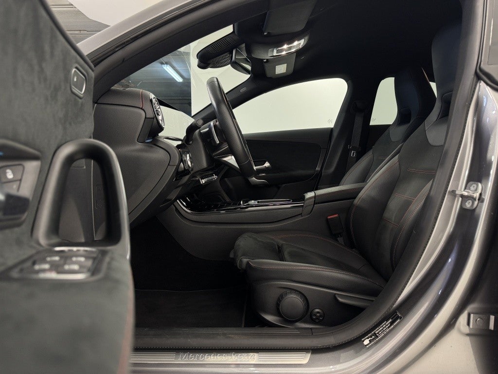 Mercedes-Benz Clase CLA 200 7G-DCT