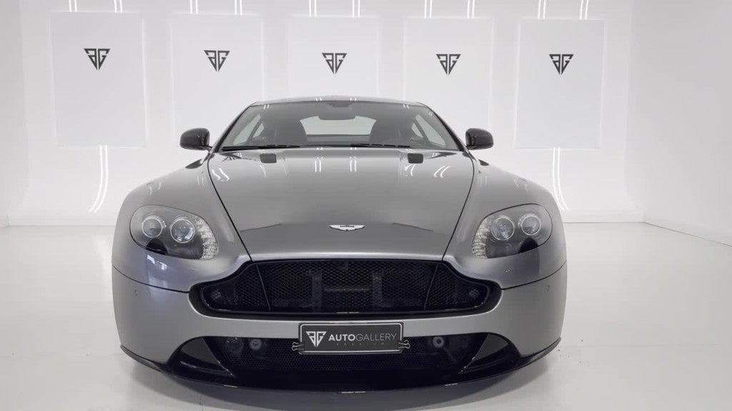 Aston Martin Vantage S