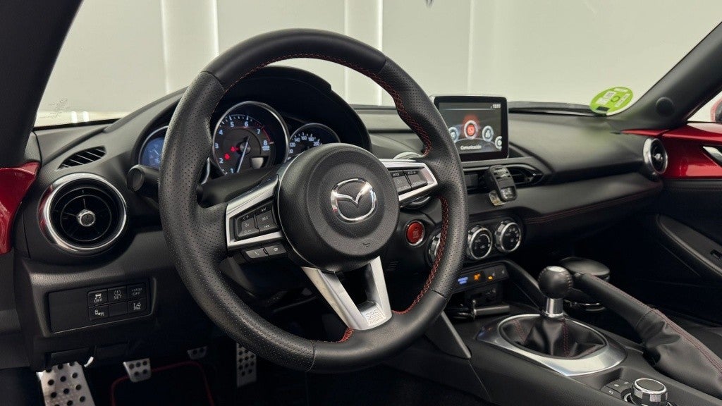 Mazda MX-5 2.0 Zenith Soft Top