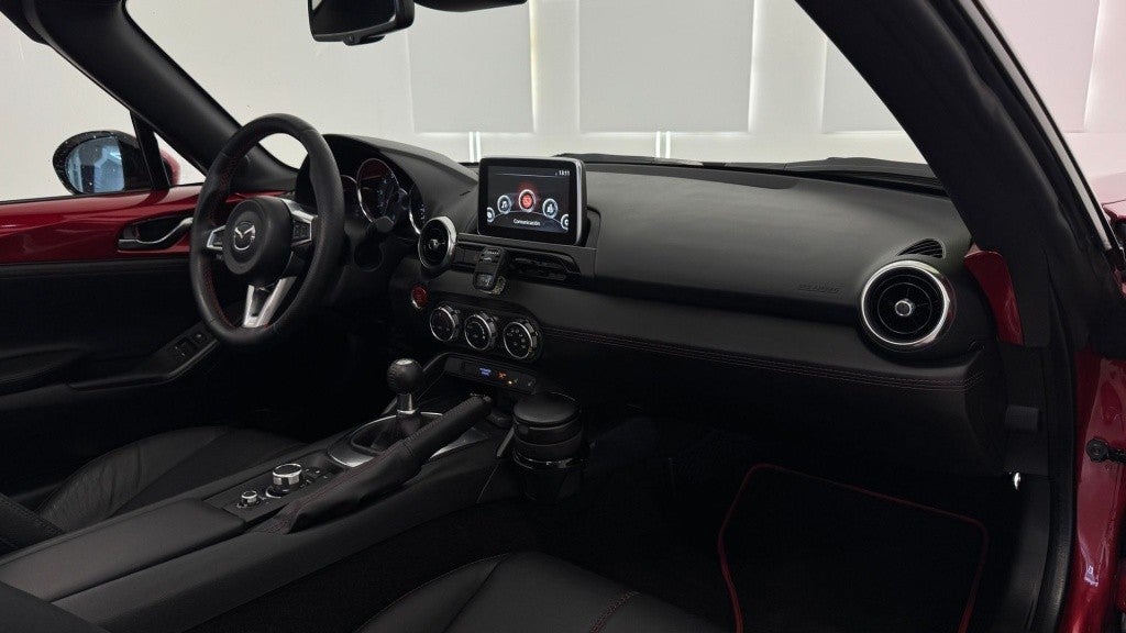 Mazda MX-5 2.0 Zenith Soft Top