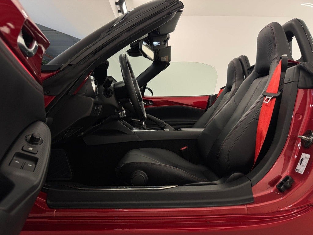 Mazda MX-5 2.0 Zenith Soft Top