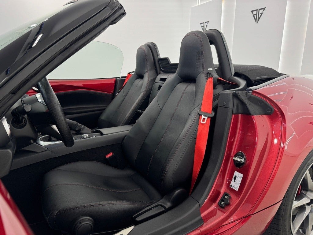 Mazda MX-5 2.0 Zenith Soft Top