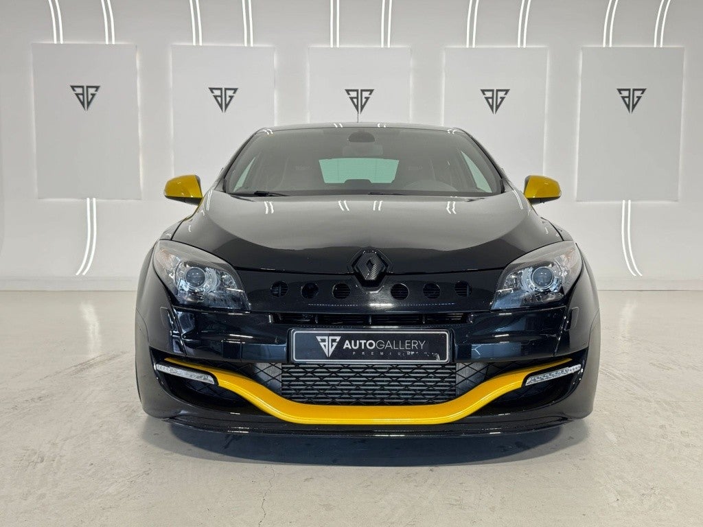 Renault Mégane Coupé 2.0 RS Red Bull Racing RB8