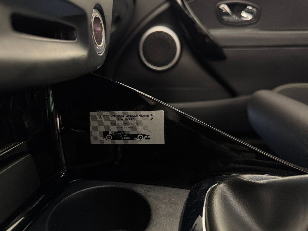 Renault Mégane Coupé 2.0 RS Red Bull Racing RB8