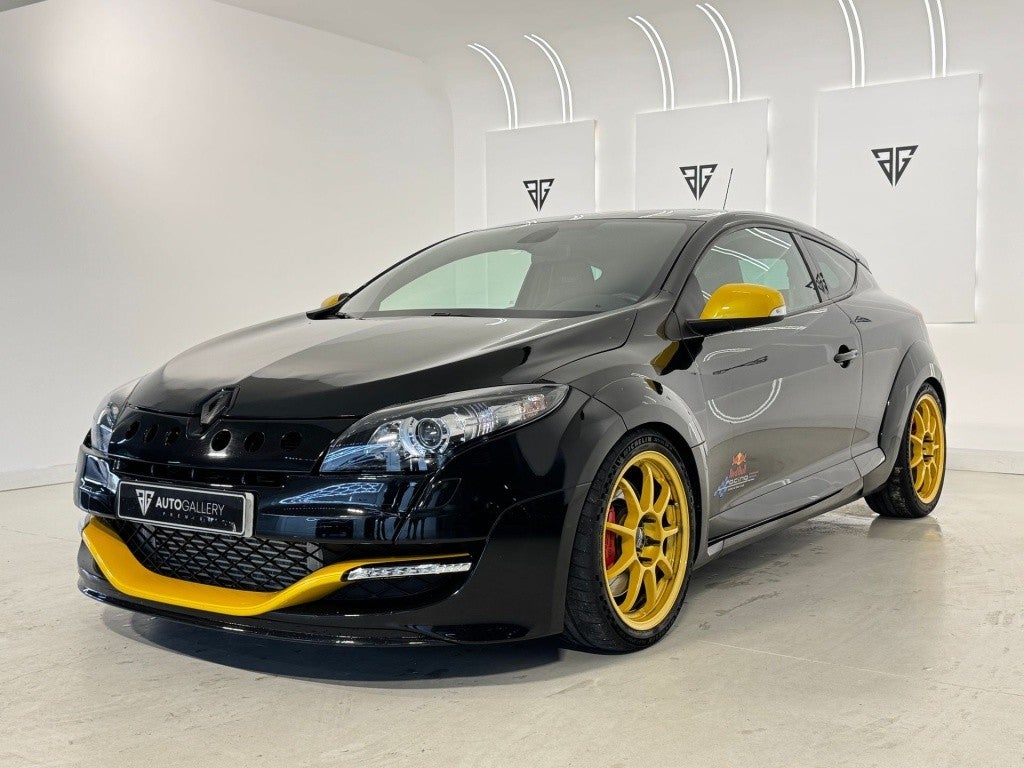 Renault Mégane Coupé 2.0 RS Red Bull Racing RB8