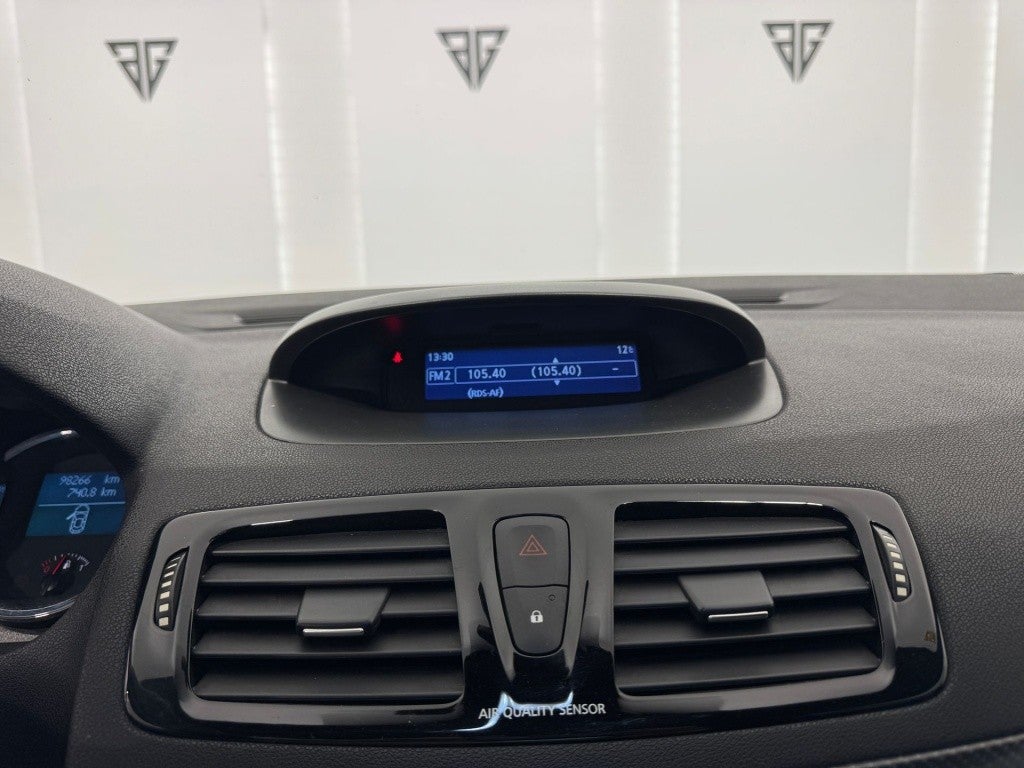 Renault Mégane Coupé 2.0 RS Red Bull Racing RB8