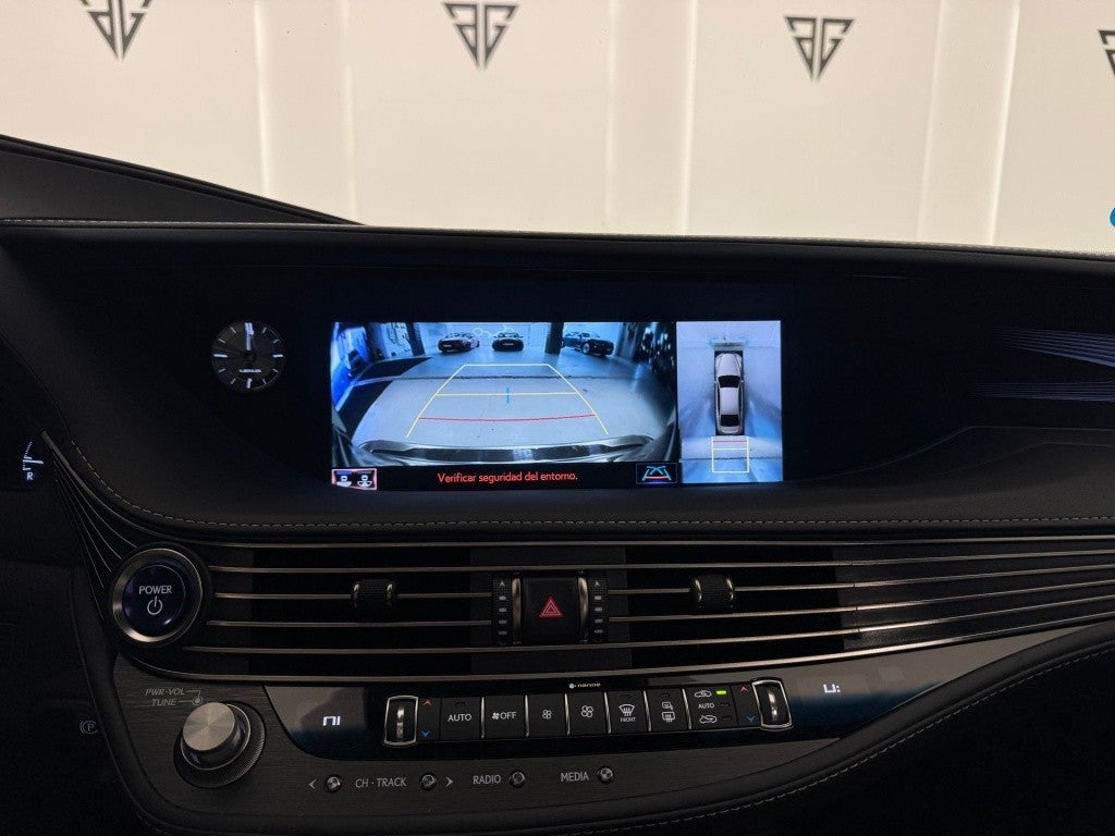 Lexus LS 500h Luxury Art Wood AWD