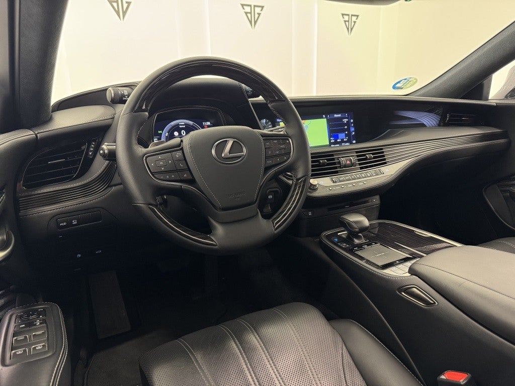 Lexus LS 500h Luxury Art Wood AWD