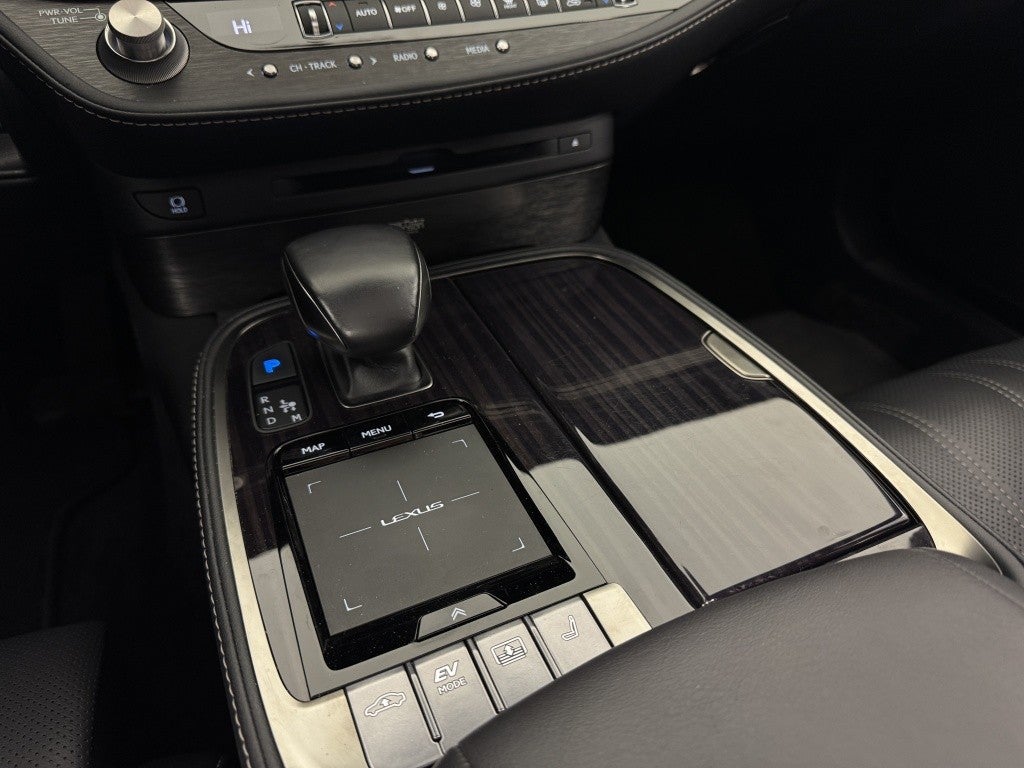 Lexus LS 500h Luxury Art Wood AWD