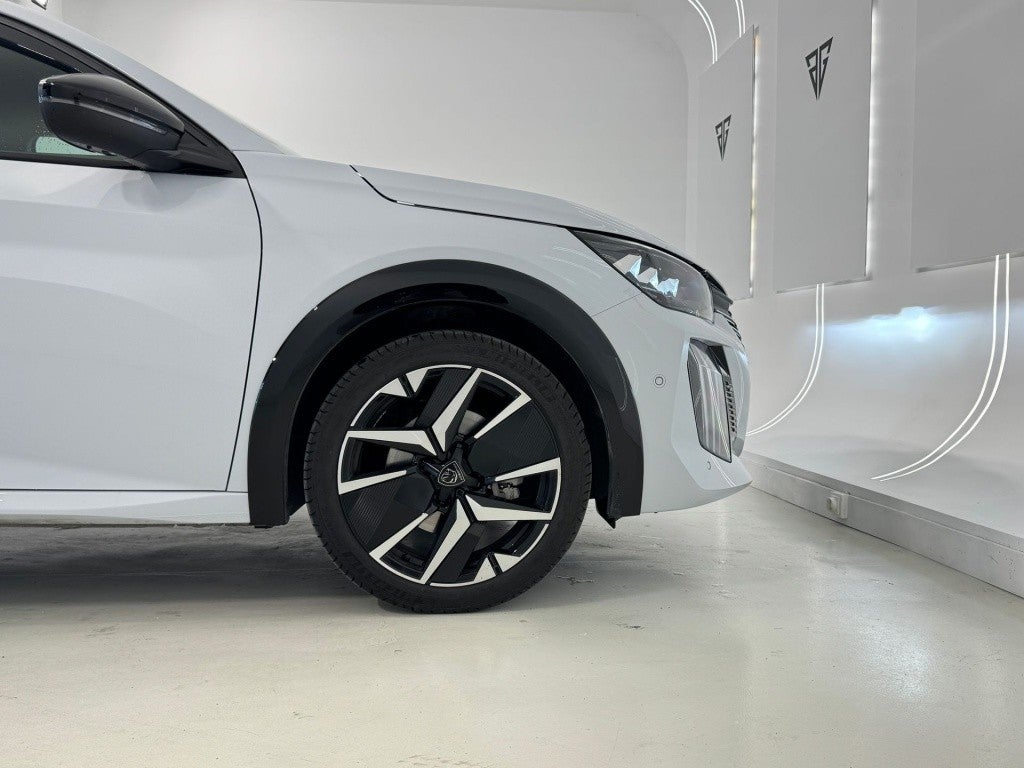 Peugeot 208 1.2 Hybrid GT e-DCS6 136