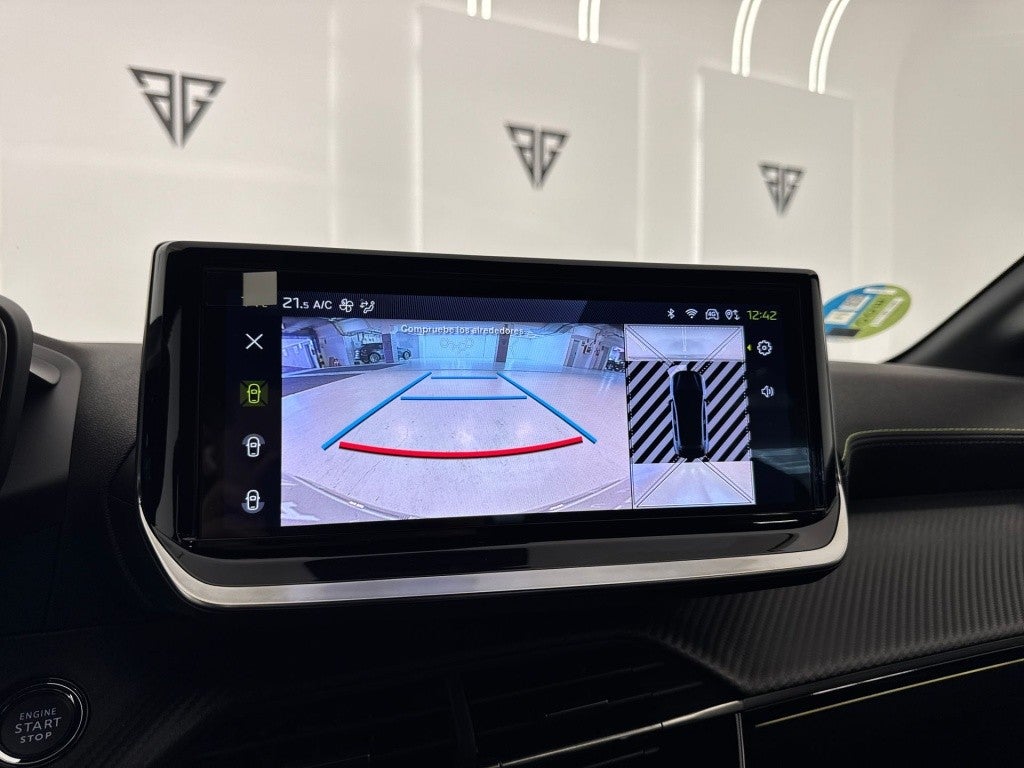 Peugeot 208 1.2 Hybrid GT e-DCS6 136