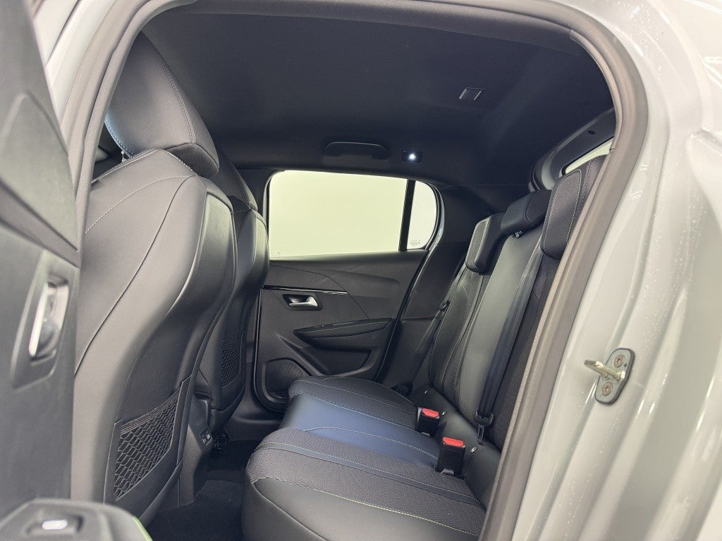 Peugeot 208 1.2 Hybrid GT e-DCS6 136