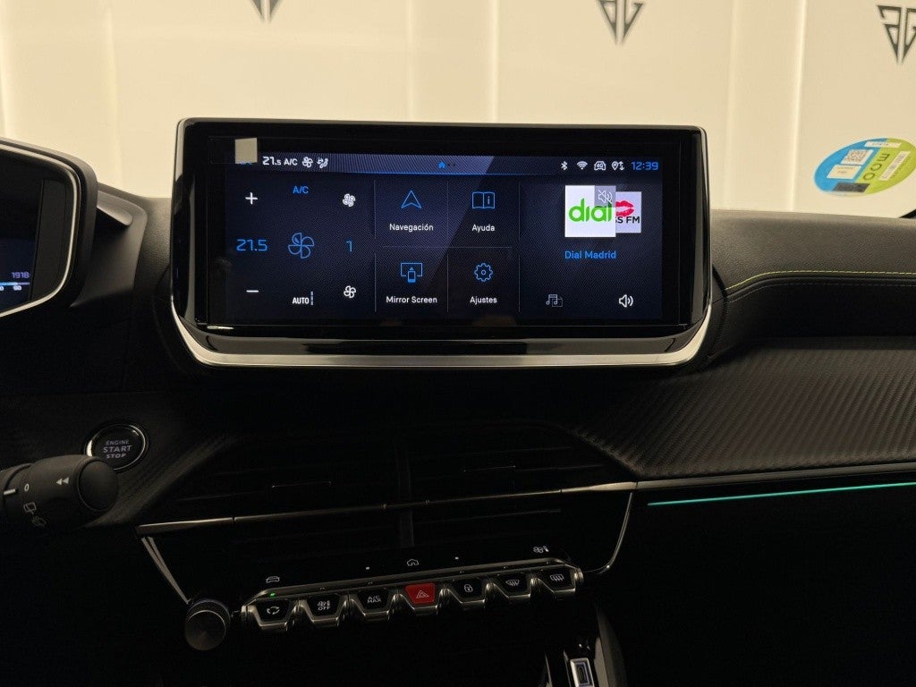 Peugeot 208 1.2 Hybrid GT e-DCS6 136