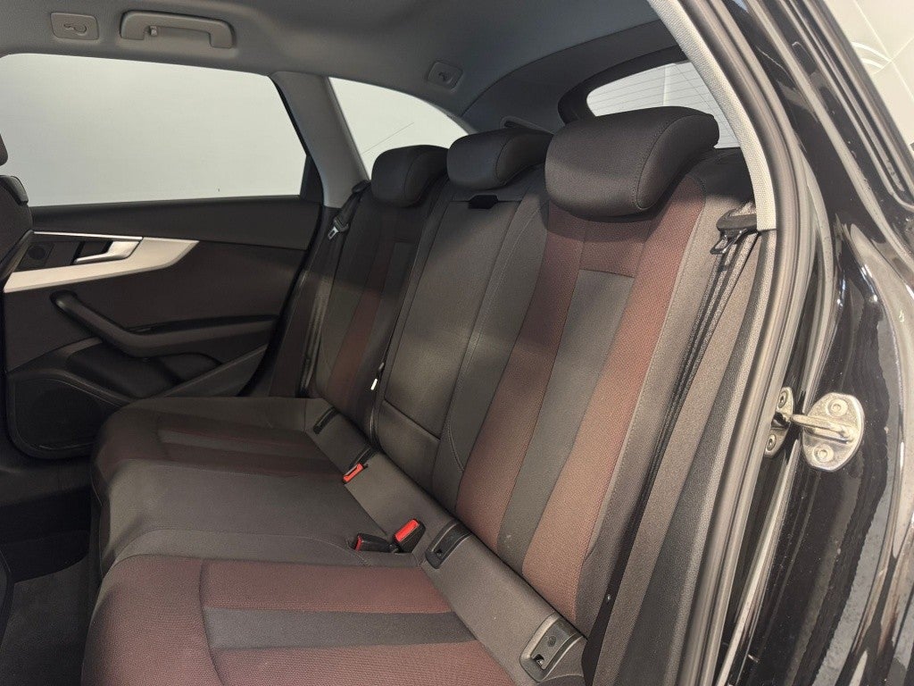 Audi A4 Avant 35 TDI Advanced S tronic 120kW