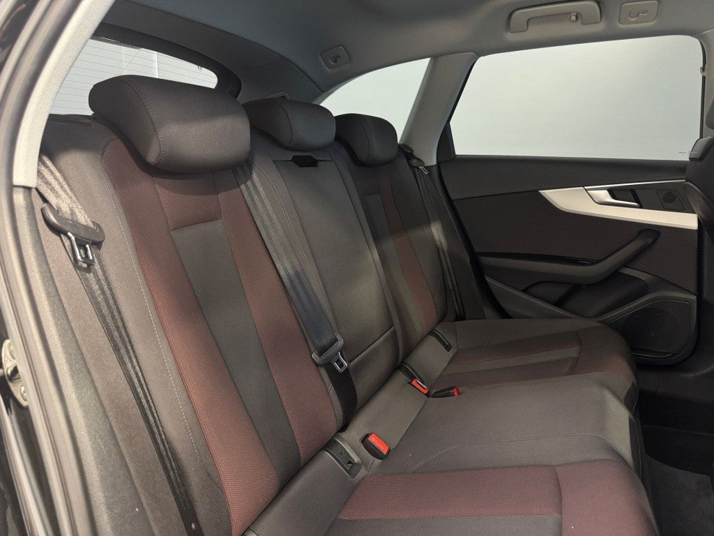 Audi A4 Avant 35 TDI Advanced S tronic 120kW