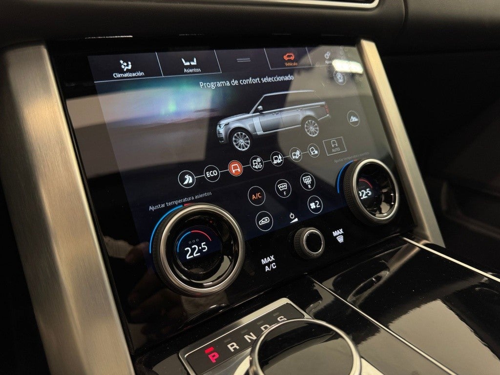 Land-Rover Range Rover 3.0D I6 MHEV Vogue 4WD Aut.