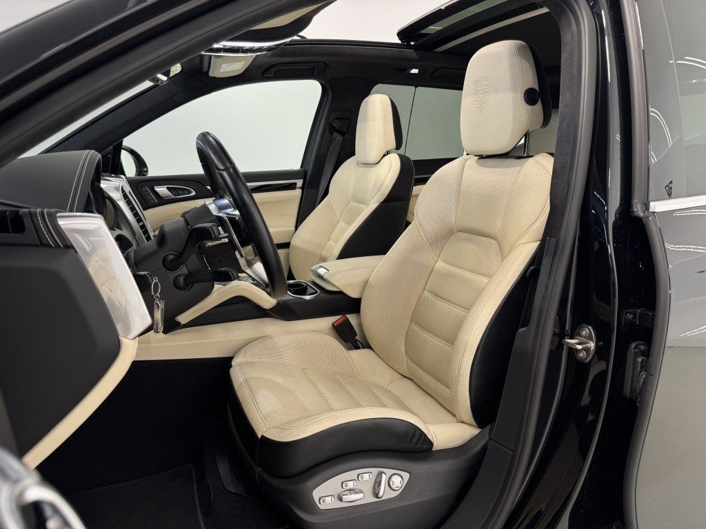 Porsche Cayenne Turbo Aut.