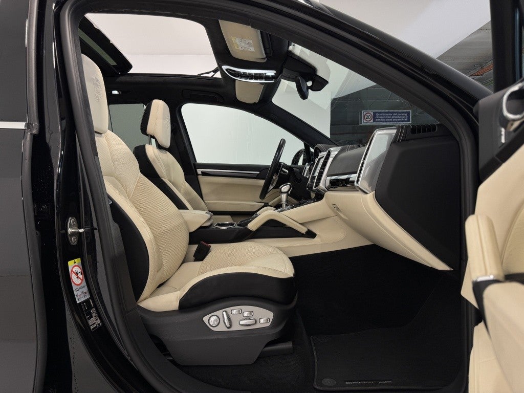 Porsche Cayenne Turbo Aut.