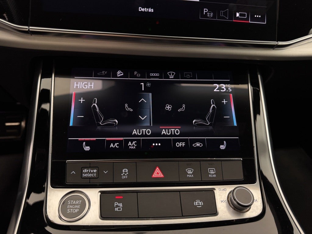 Audi Q8 55 TFSIe S line quattro