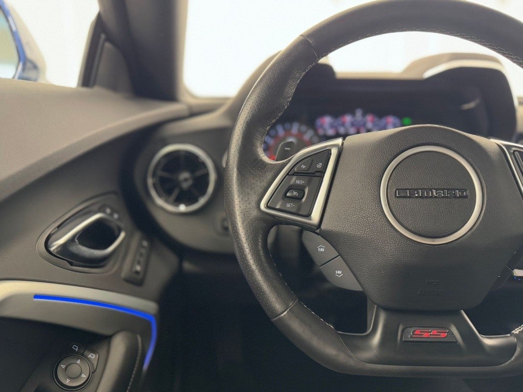 Chevrolet Camaro Coupé 6.2 V8 2SS