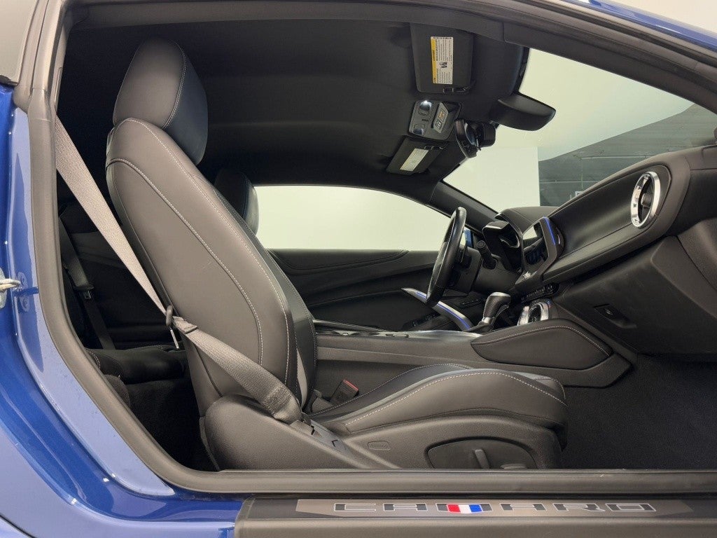 Chevrolet Camaro Coupé 6.2 V8 2SS