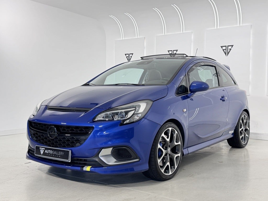 Opel Corsa 1.6 Turbo OPC 210