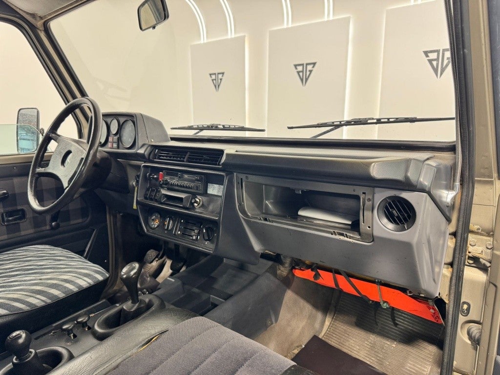 Mercedes-Benz Clase G 300 GD Corto SWB