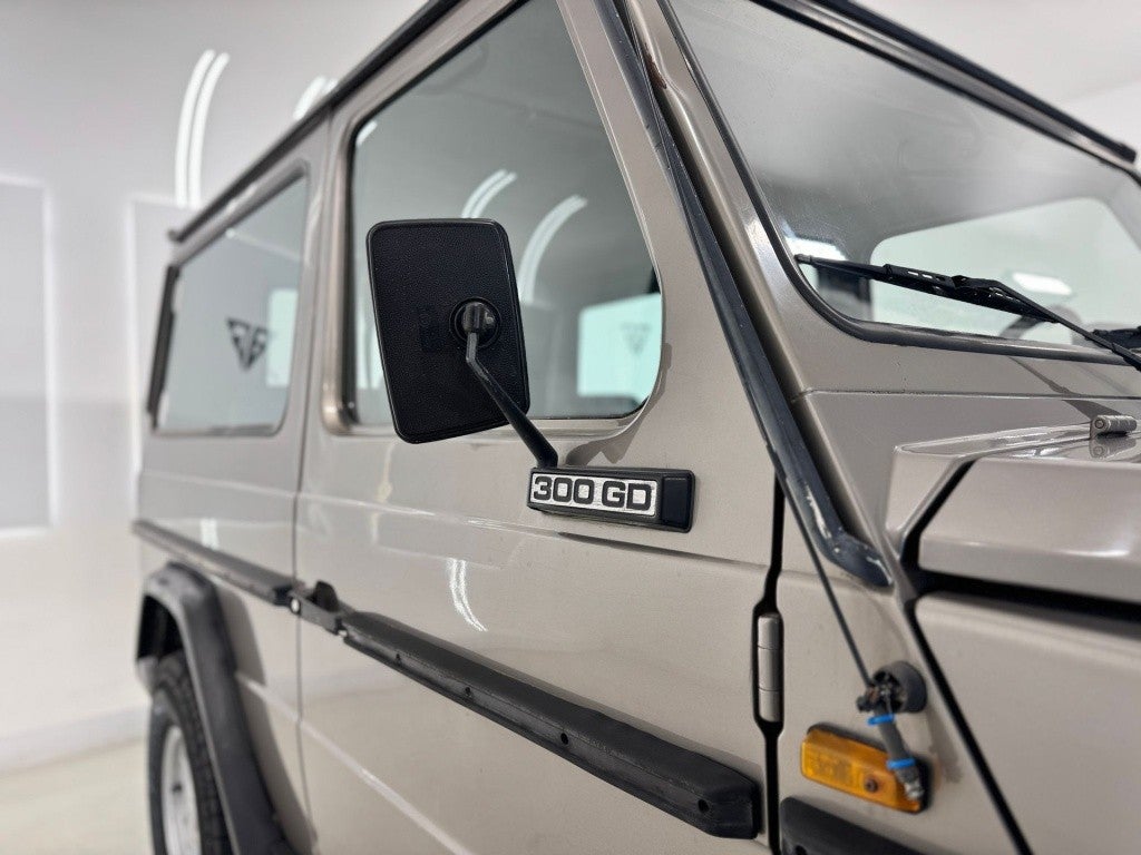 Mercedes-Benz Clase G 300 GD Corto SWB