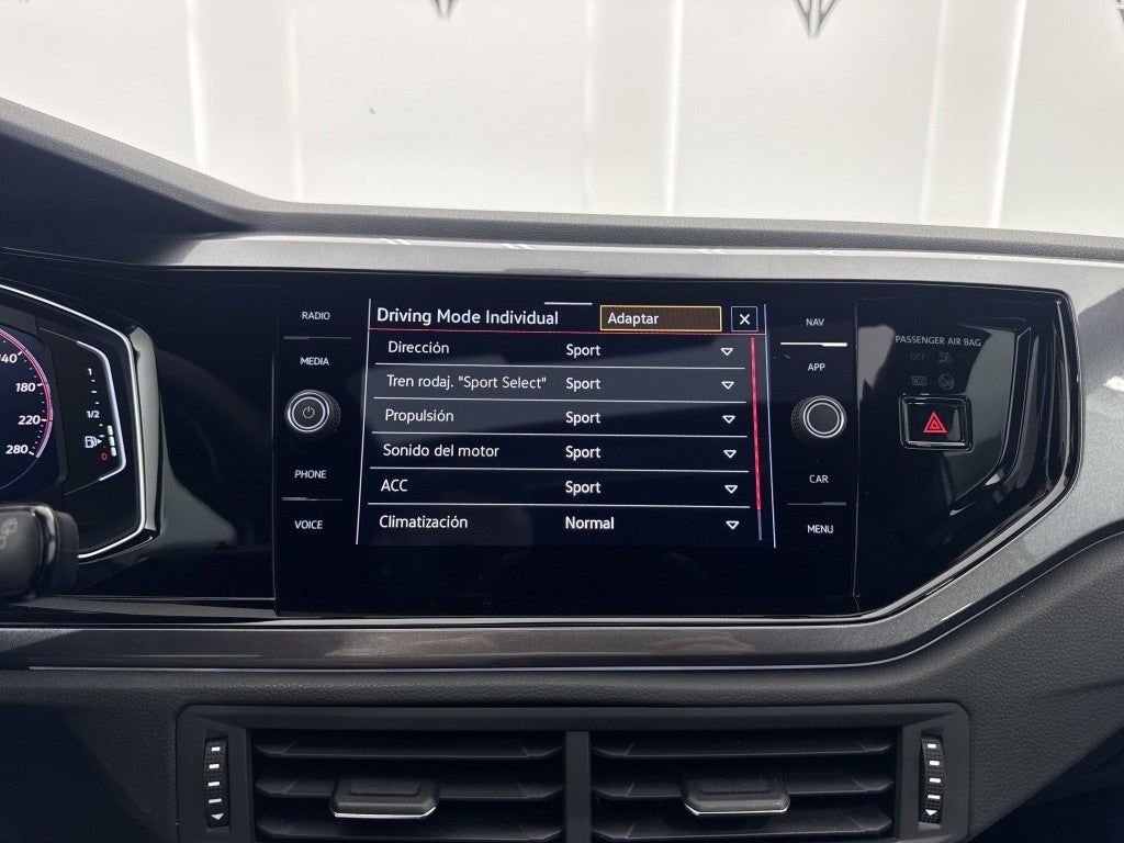 Volkswagen Polo 2.0 TSI GTI DSG 152KW