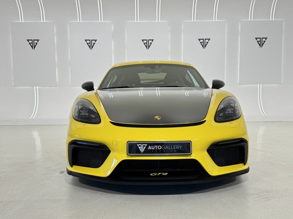 Porsche Cayman GT4