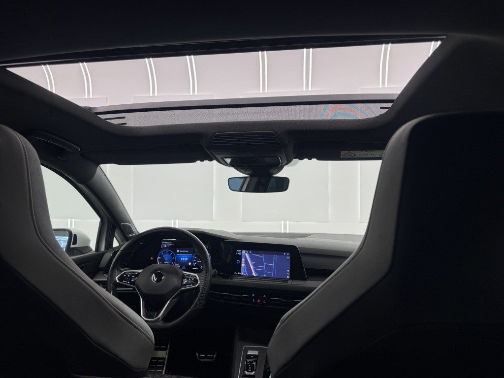 Volkswagen Golf 2.0TDI R-Line DSG7 110kW