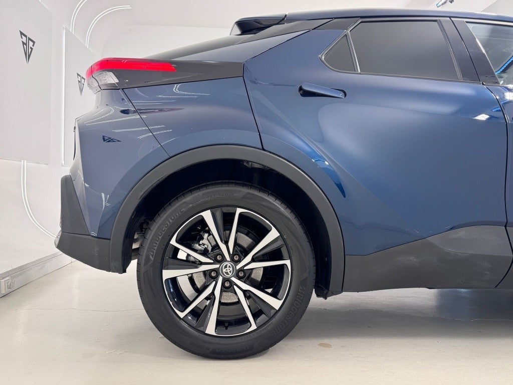 Toyota C-HR 140H Advance