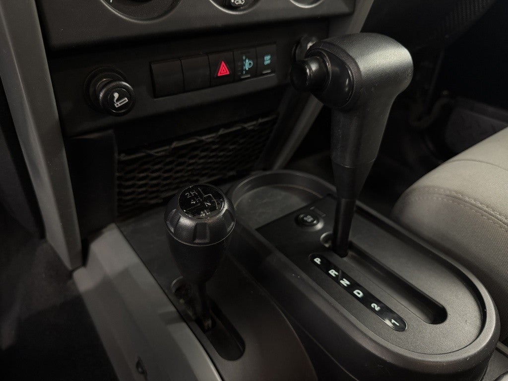 Jeep Wrangler Unlimited 3.8 V6 Sahara Aut.