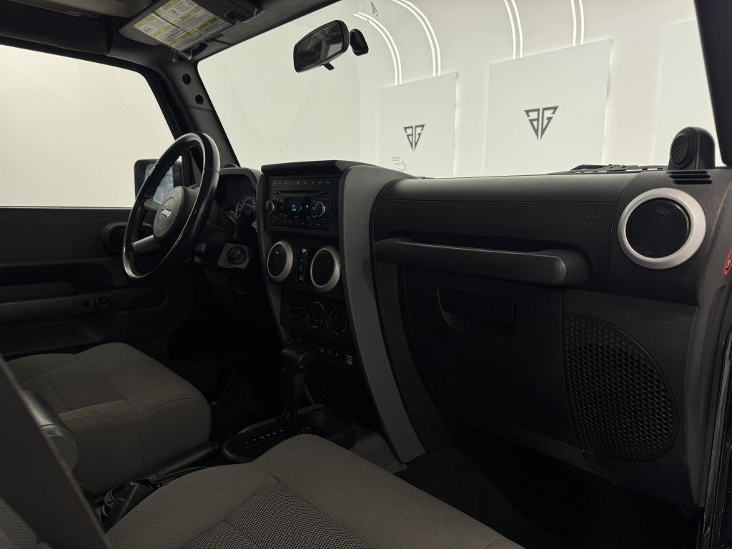 Jeep Wrangler Unlimited 3.8 V6 Sahara Aut.