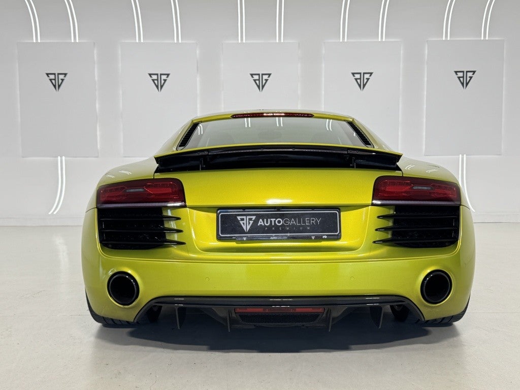 Audi R8 5.2 FSI V10 plus quattro S-Tronic